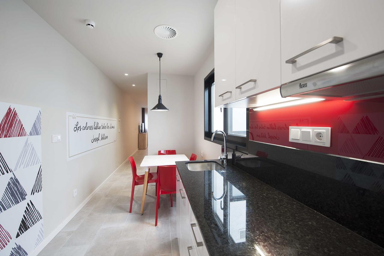 Apartamentos Divan Vitoria-Gasteiz Exterior foto