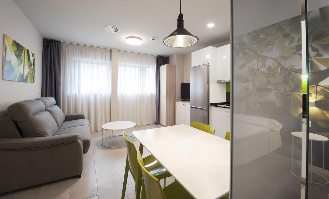 Apartamentos Divan Vitoria-Gasteiz Exterior foto